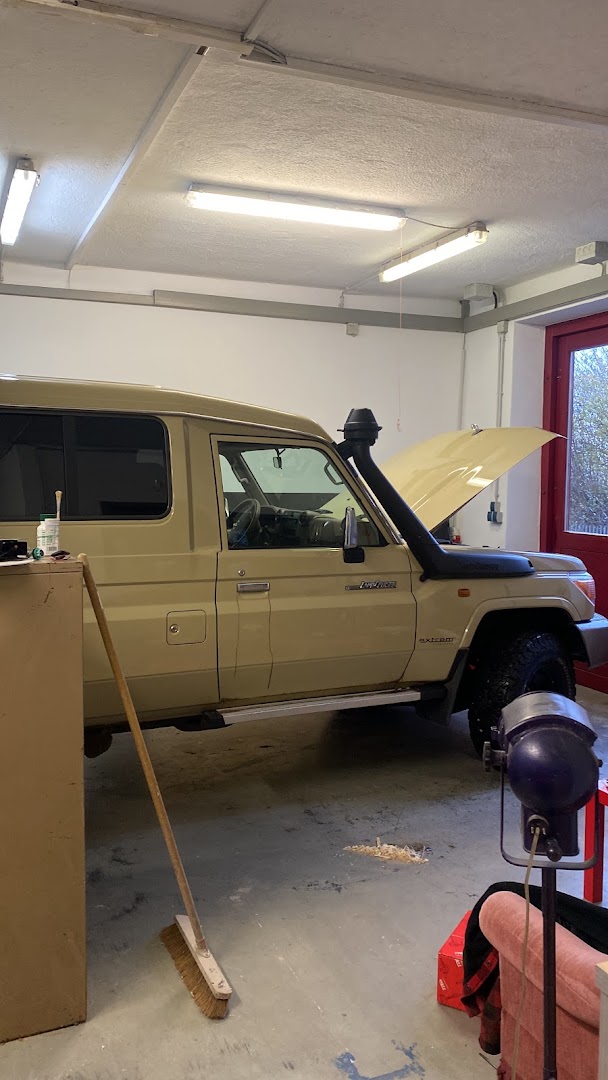 Nikis Werkstatt — Fotos 2