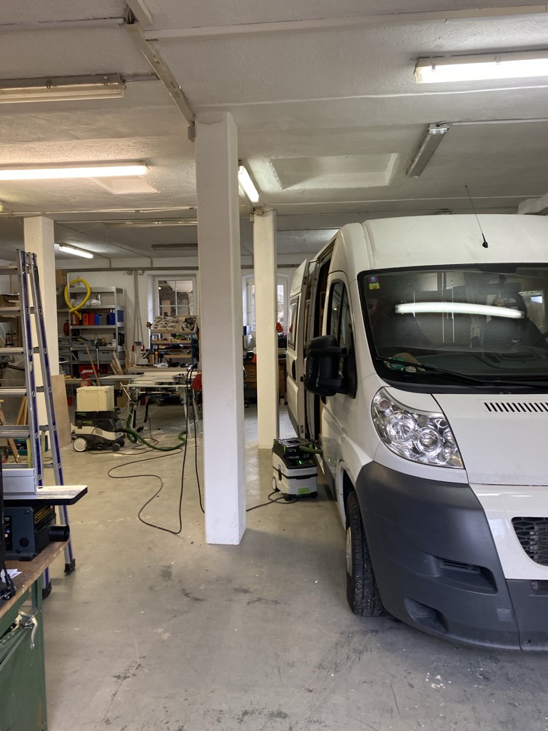Nikis Werkstatt — Fotos 1